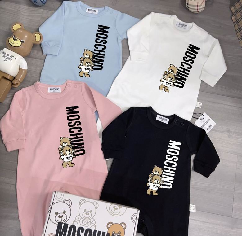 Moschino sz59 66 73 80 85 90 32