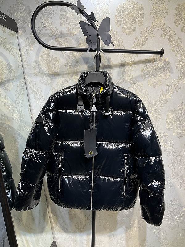 Moncler sz1-5 26yr192