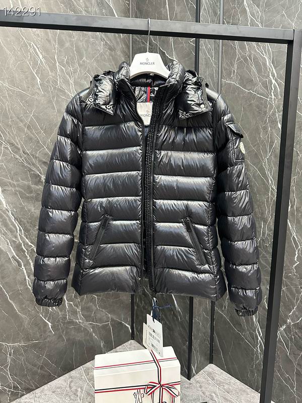 Moncler sz1-5 26yr200