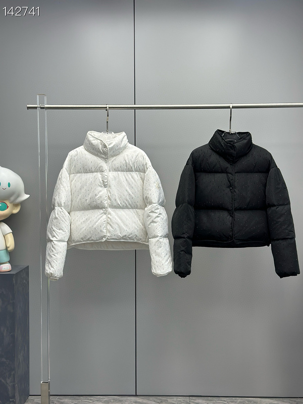 Moncler S-L 26yr225