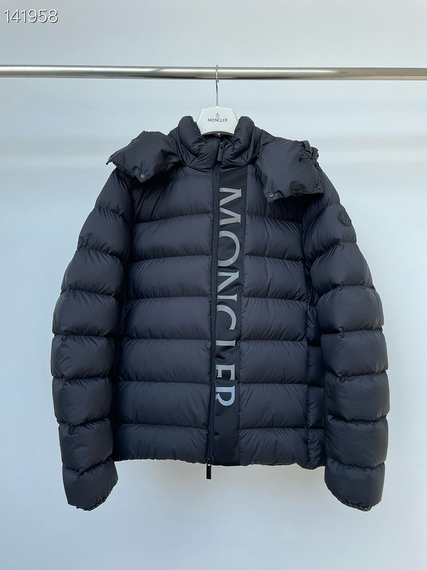 Moncler sz1-5 26yr229