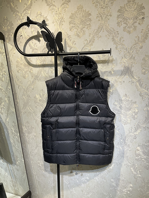 Moncler sz1-5 26yr244