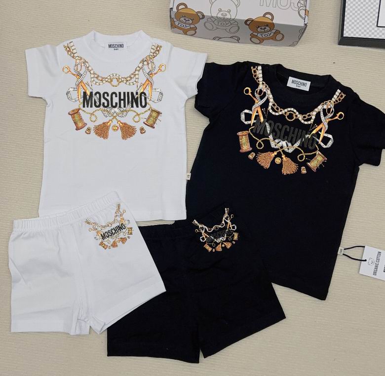 Moschino sz73-110 165