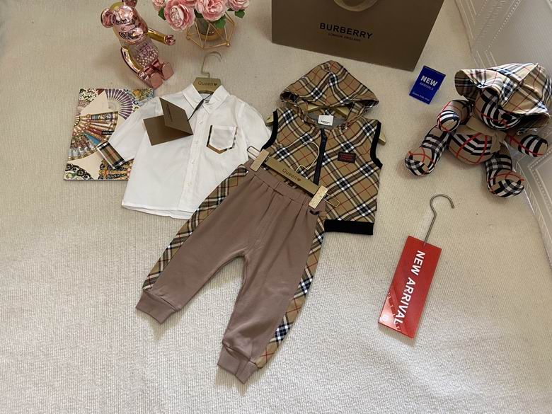 Burberry sz66 73 80 90 104