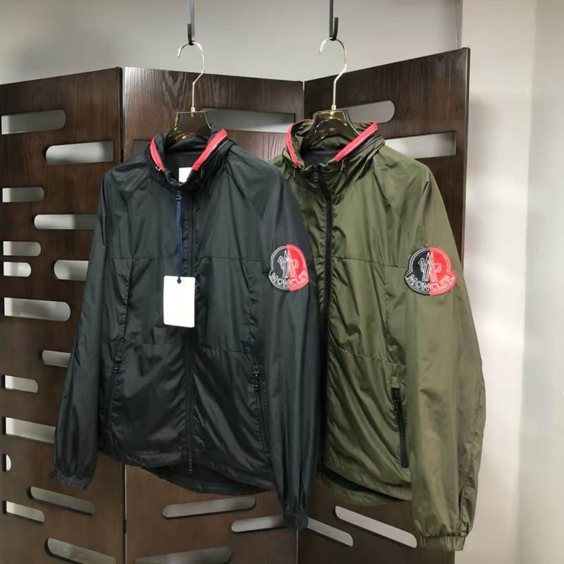 Moncler sz1-5 8qx204