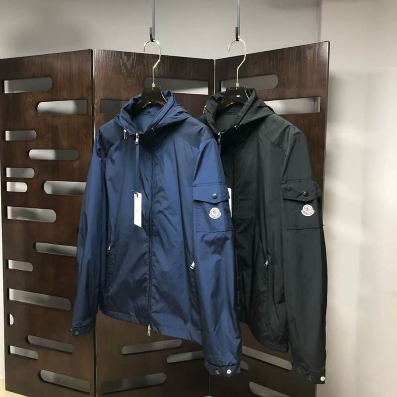 Moncler sz1-5 8qx210