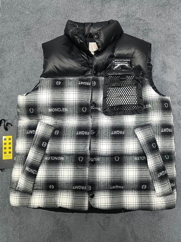 Moncler sz1-5 24cx03