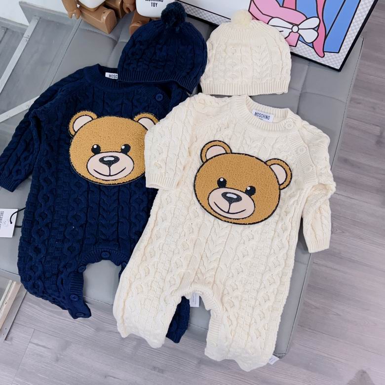 Moschino sz59 66 73 80 90 02