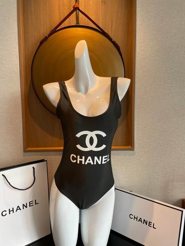 Chanel S-XL 95