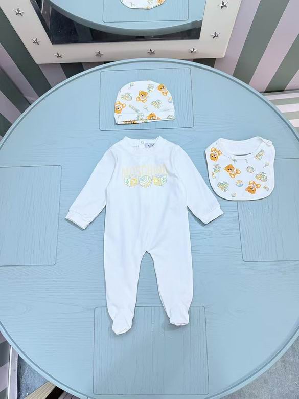 Moschino sz0-3 3-6 136