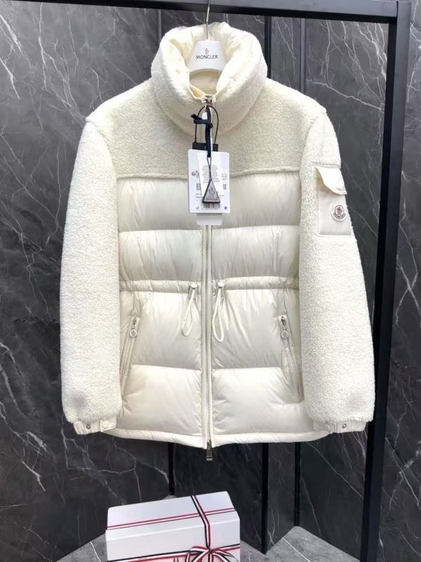 Moncler sz0-2 26yr22