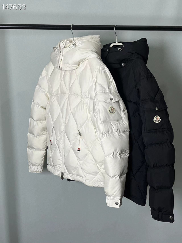 Moncler sz1-5 26yr80