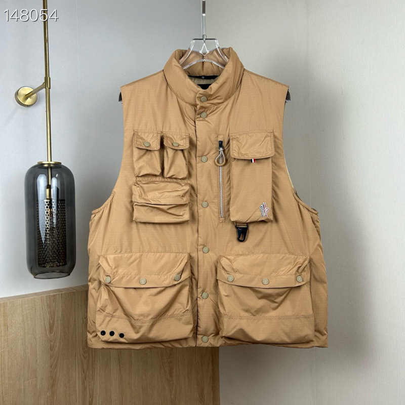 Moncler sz1-5 26yr104