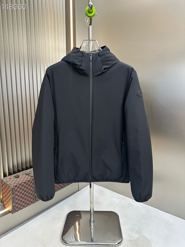 Moncler sz1-5 26yr110