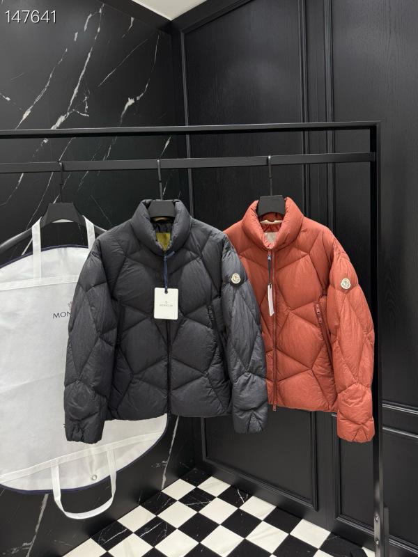 Moncler sz1-5 26yr112