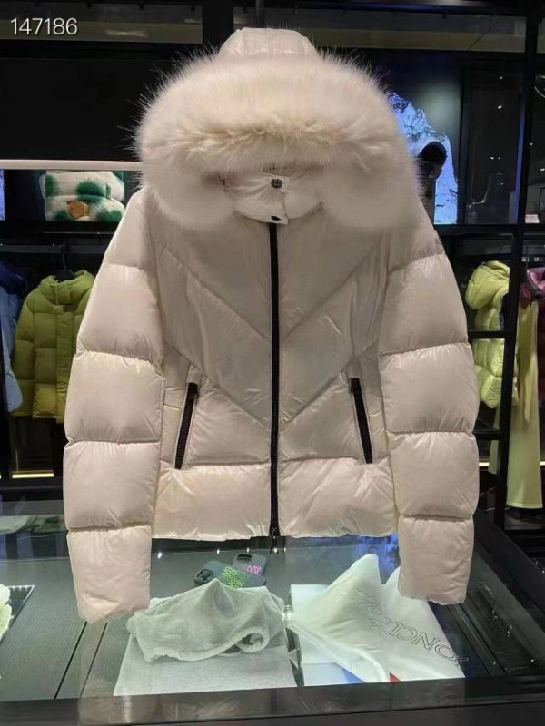 Moncler sz1-5 26yr125