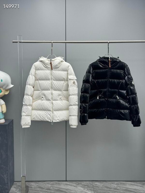Moncler sz0-3 26yr183