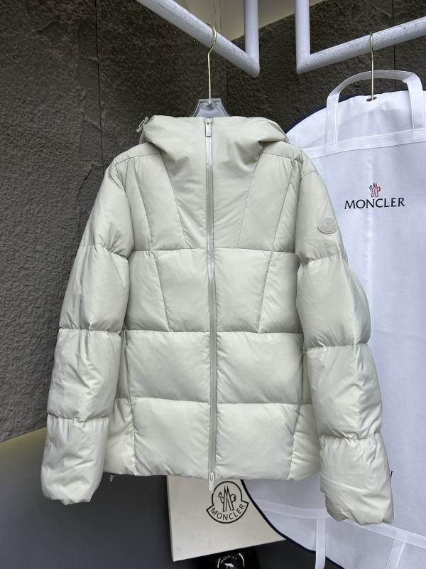 Moncler sz1-5 26yr254