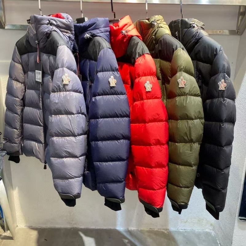 Moncler sz1-6 26yr285