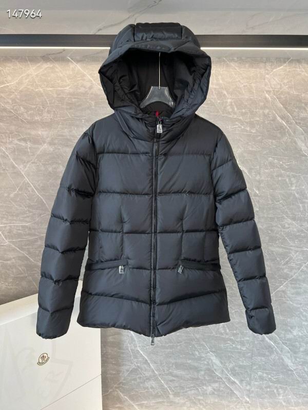Moncler sz1-4 26yr313