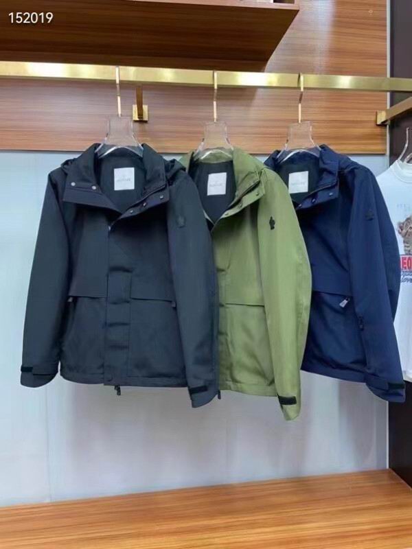 Moncler sz1-5 26yr315