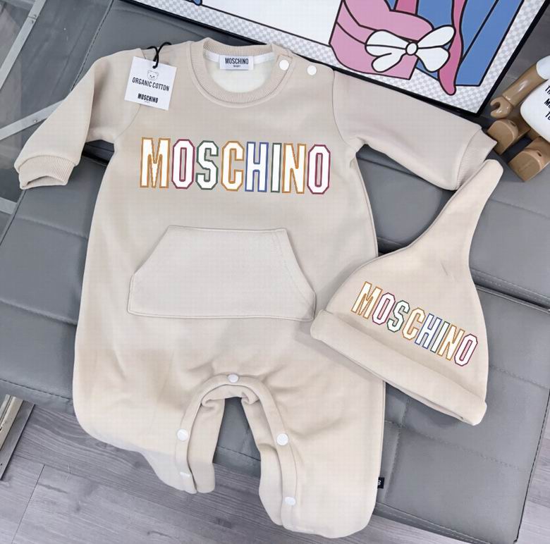 Moschino sz59 66 73 80 90 82